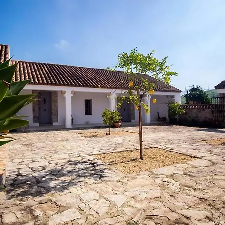 Cortijo Almarchal Villa El Almarchal
